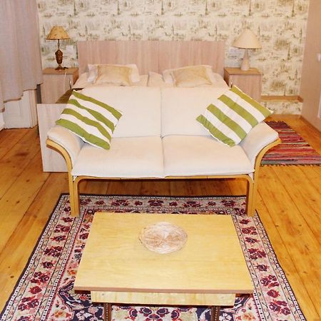 Solo Room Apartment Tbilisi Ngoại thất bức ảnh