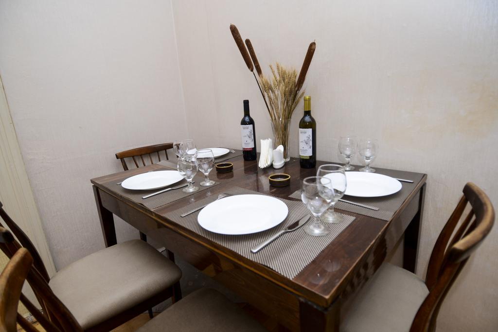 Solo Room Apartment Tbilisi Ngoại thất bức ảnh