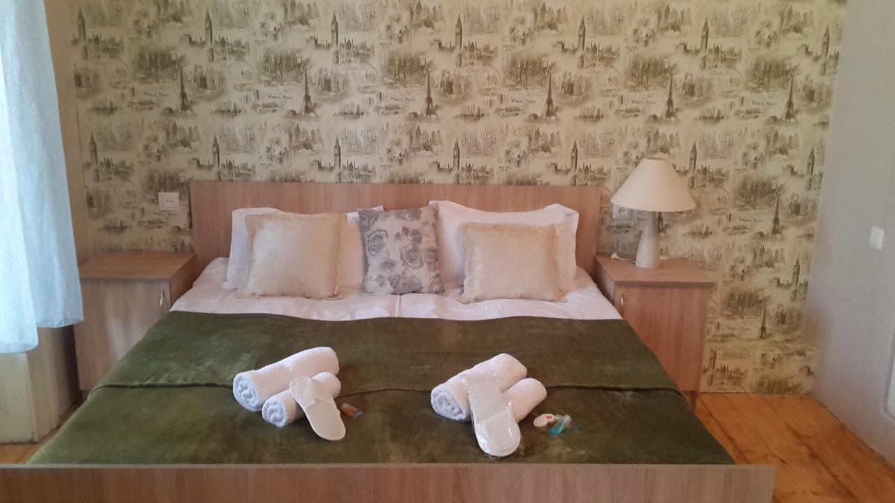 Solo Room Apartment Tbilisi Ngoại thất bức ảnh